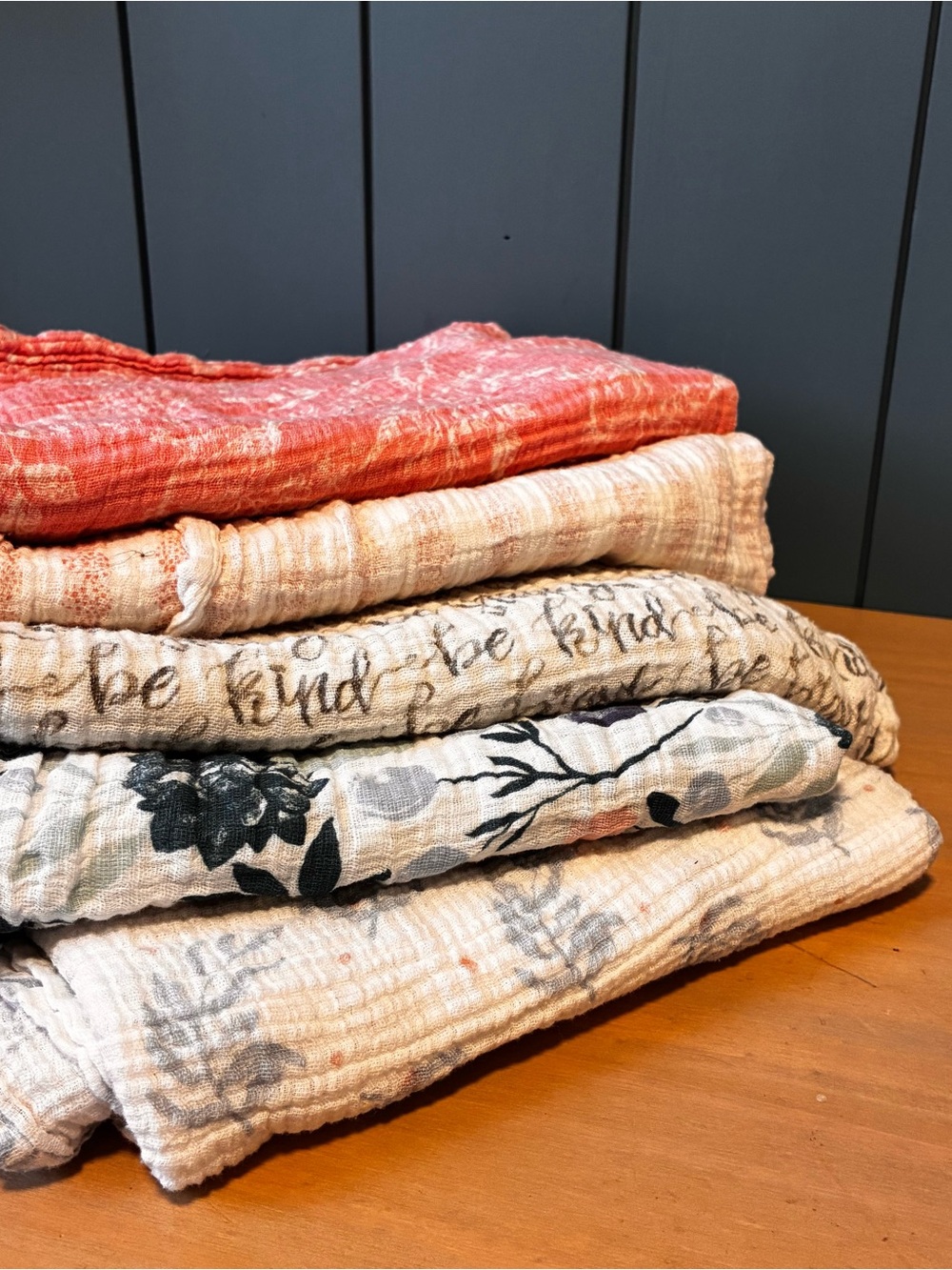 aden + anais essentials Muslin
Swaddle Blankets